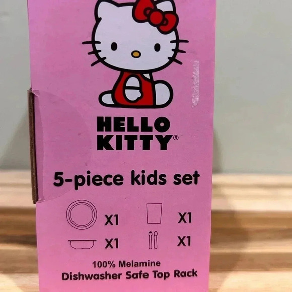 Hello Kitty 5 piece children’s dish set. 100% Melamine. Made by Sanrio - Picture 6 of 6